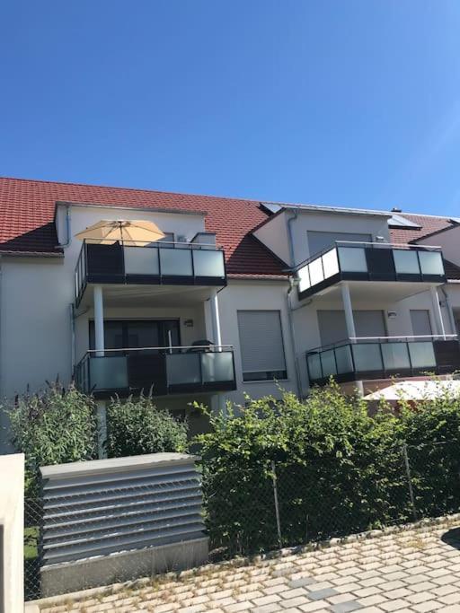 Appartement Feucht -Bhf 5 Min - Naehe Messe Zewnętrze zdjęcie