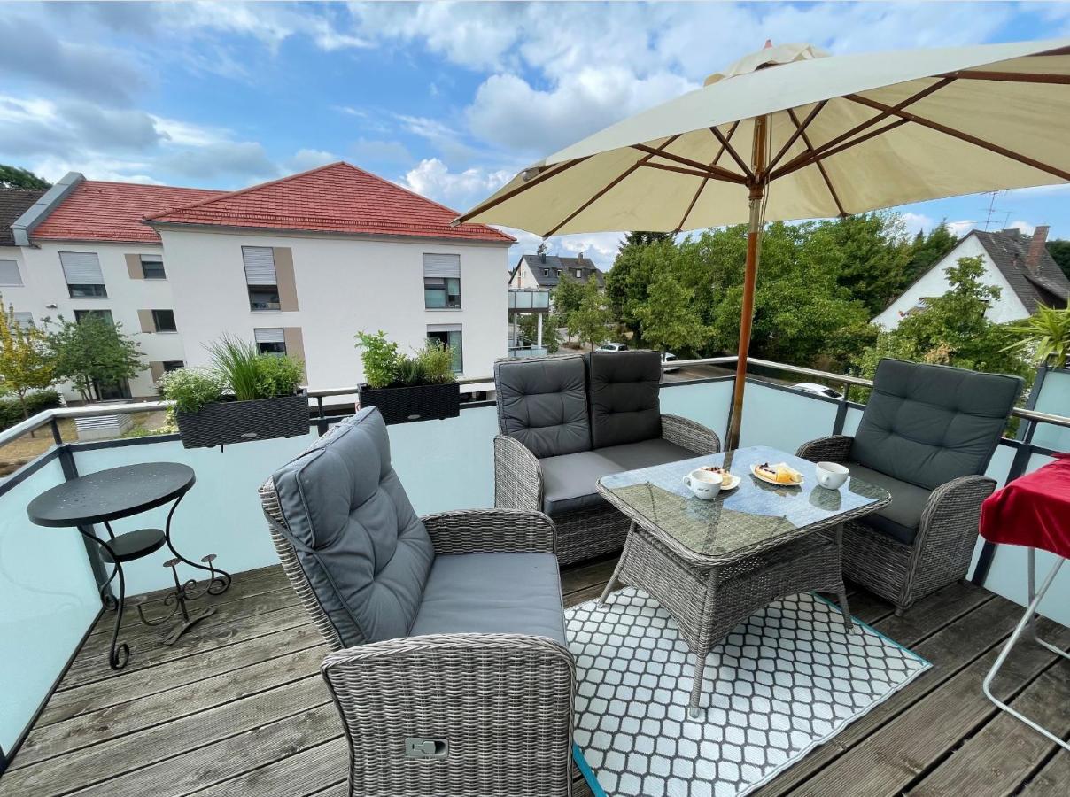 Appartement Feucht -Bhf 5 Min - Naehe Messe Zewnętrze zdjęcie